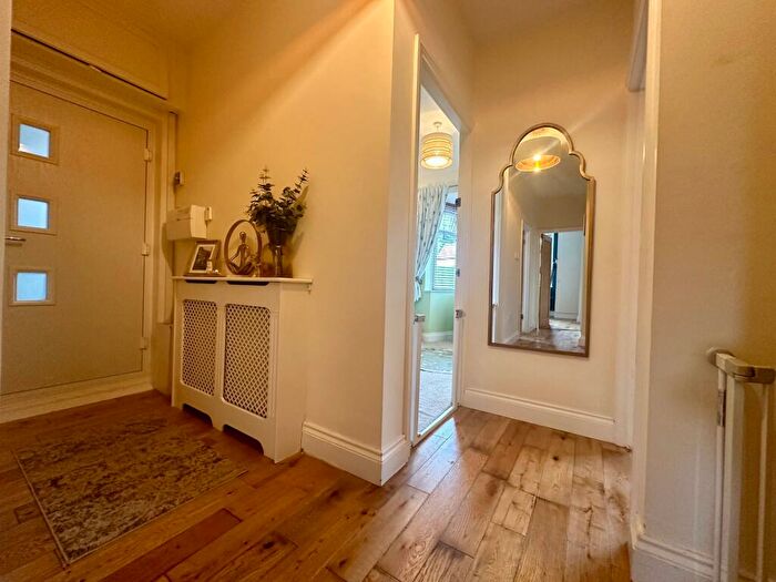 3 Bedroom Bungalow For Sale In Ashleigh Road, Newcastle Upon Tyne, NE5