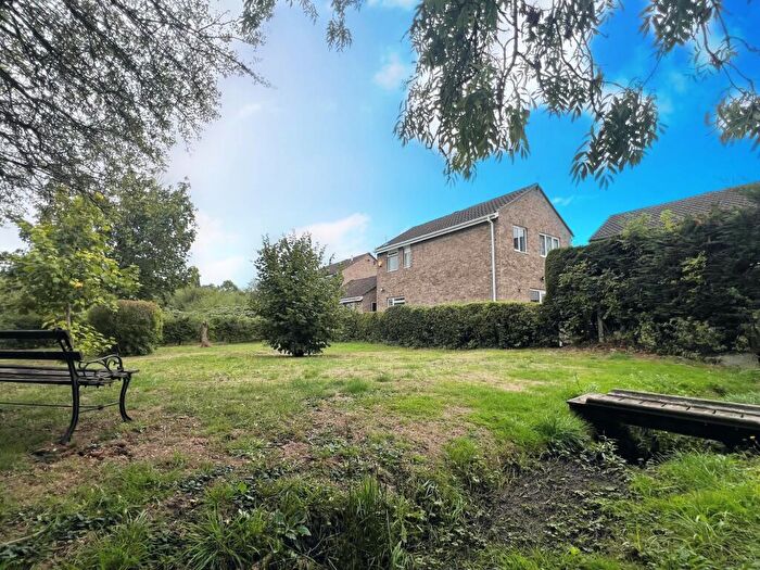 3 Bedroom Detached House For Sale In Charlton Gardens, Bristol, BS10
