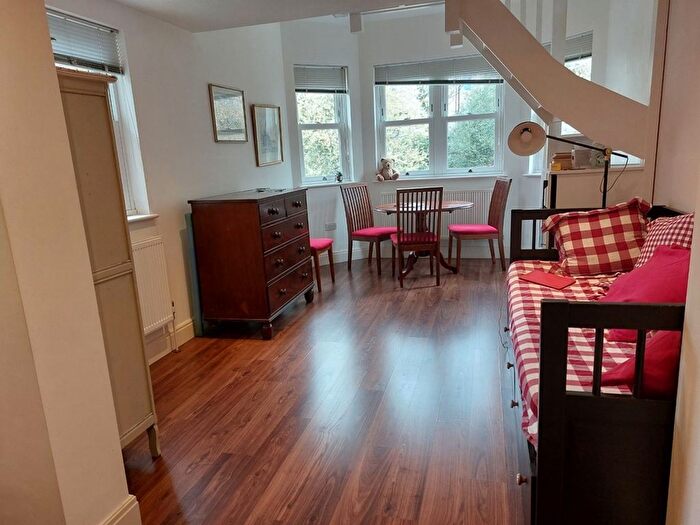 1 Bedroom Flat To Rent In Epsom Road, Croydon, CR0