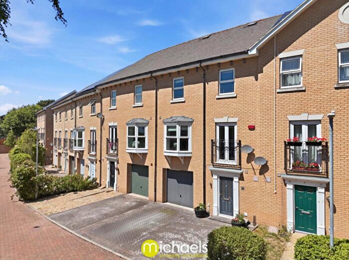 4 Bedroom Town House For Sale In Little Woods Mews, Colchester, CO4