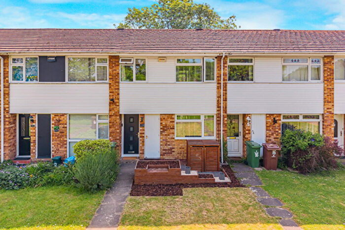 3 Bedroom Terraced House For Sale In Draycot Road, Benhall, Cheltenham, GL51