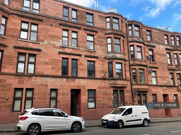 2 Bedroom Flat To Rent In Petershill Road, Glasgow, G21