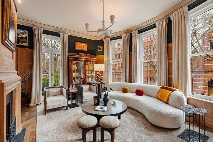 3 Bedroom Flat For Sale In Bramham Gardens, London, SW5