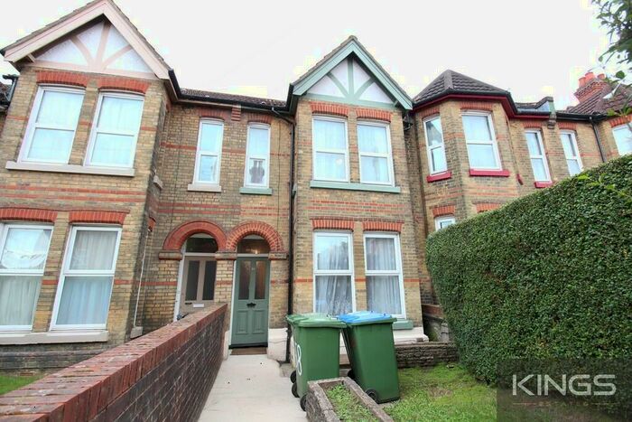 7 Bedroom Terraced House To Rent In Shakespeare Avenue, Southampton, SO17