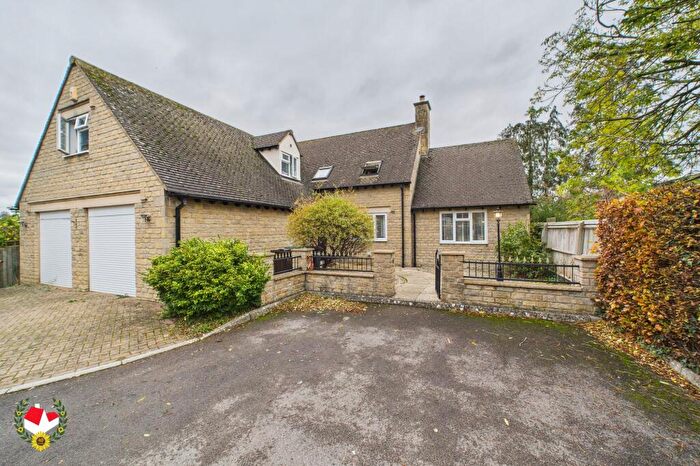 4 Bedroom Detached House For Sale In Rectory Close, Upton St. Leonards, Gloucester, GL4