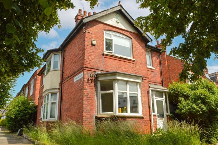 5 Bedroom Property For Sale In Welford Road, Clarendon Park, Leicester, LE2