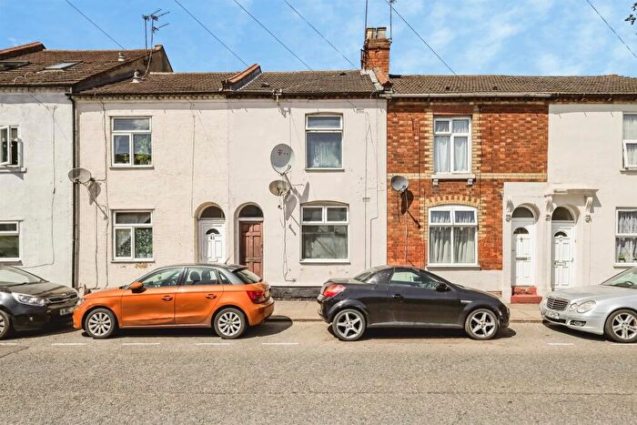 2 Bedroom Terraced House For Sale In Clare Street, Northampton, NN1
