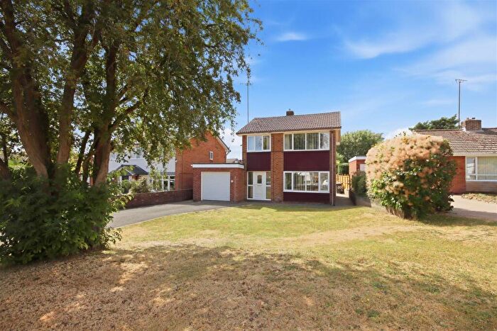 3 Bedroom Detached House For Sale In Little Morton Road, North Wingfield, Chesterfield, S42
