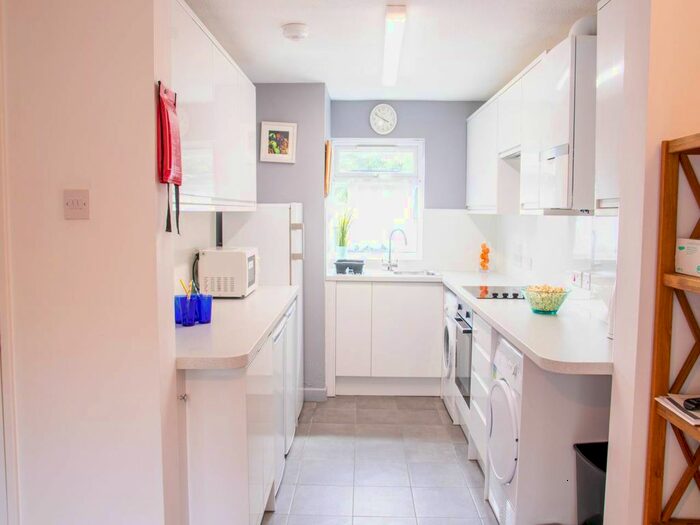 5 Bedroom Property To Rent In Rushmead Close, Canterbury, Kent, CT2