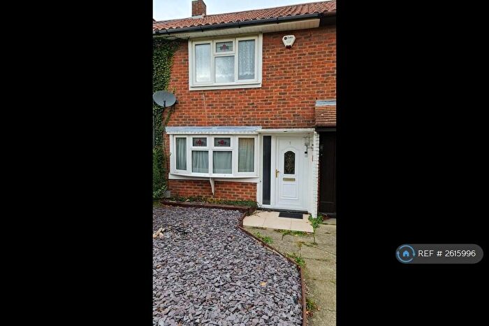 2 Bedroom Terraced House To Rent In Deepdene, Basildon, SS16