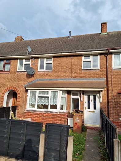 3 Bedroom Terraced House To Rent In Shrewsbury Close, Walsall, WS3