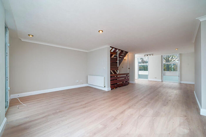 4 Bedroom House For Sale In Elliott Square, Primrose Hill, NW3