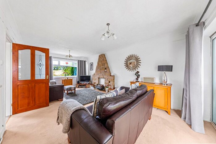 3 Bedroom Detached House For Sale In Smock Lane, Ashton-In-Makerfield, WN4