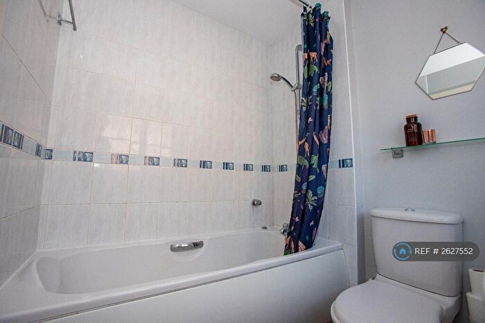 1 Bedroom Semi-Detached House To Rent In Dickens Heath Road, Shirley, Solihull, B90