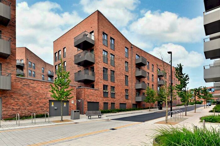 1 Bedroom Flat To Rent In Explorer Way, Mill Hill, NW7