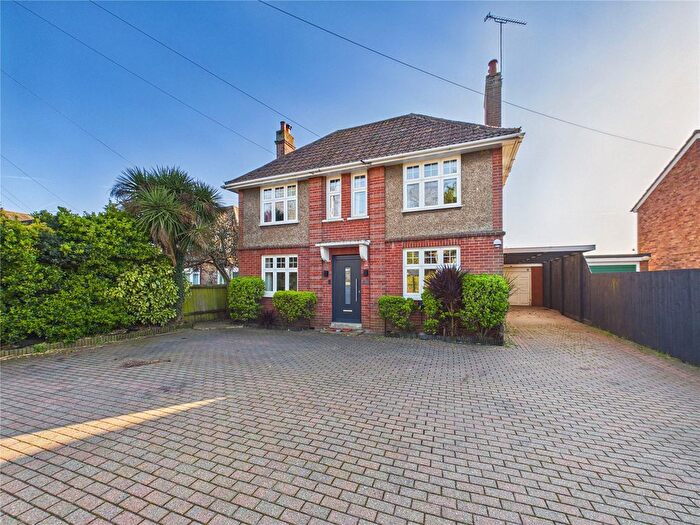 3 Bedroom Detached House For Sale In High Road, Trimley St. Mary, Felixstowe, Suffolk, IP11