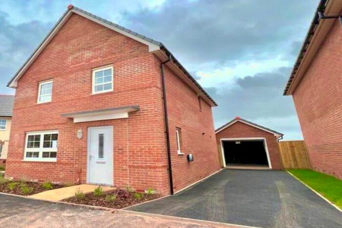 4 Bedroom Property To Rent In Dewberry Drive, Paignton, TQ4