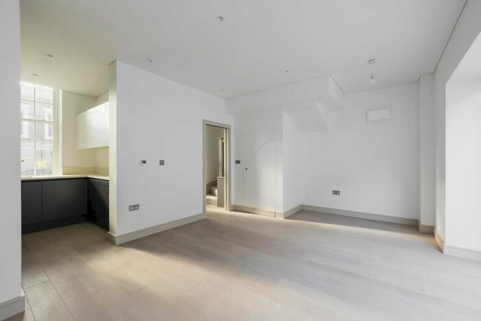 3 Bedroom Property To Rent In Raglan Street, Kentish Town, London, NW5