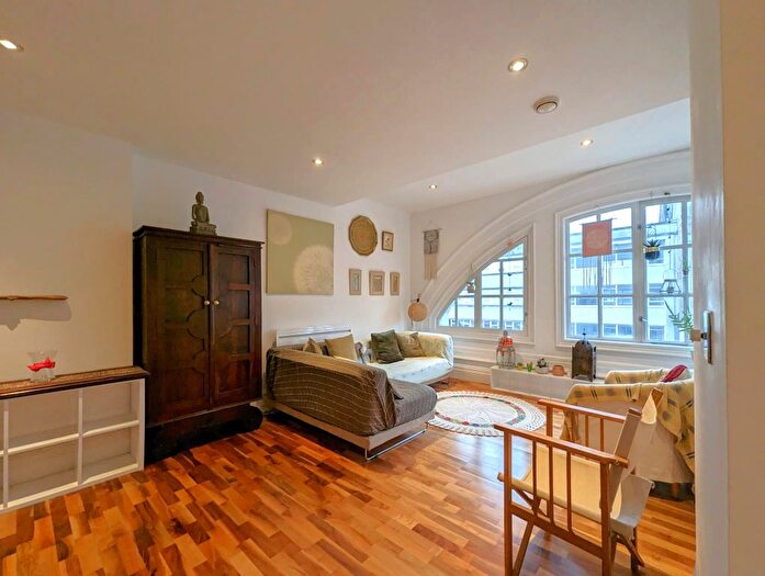 1 Bedroom Flat To Rent In High Street, Sheffield, S1