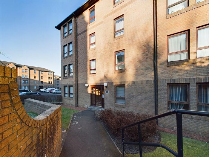 1 Bedroom Flat To Rent In Parkside Terrace, Edinburgh, EH16
