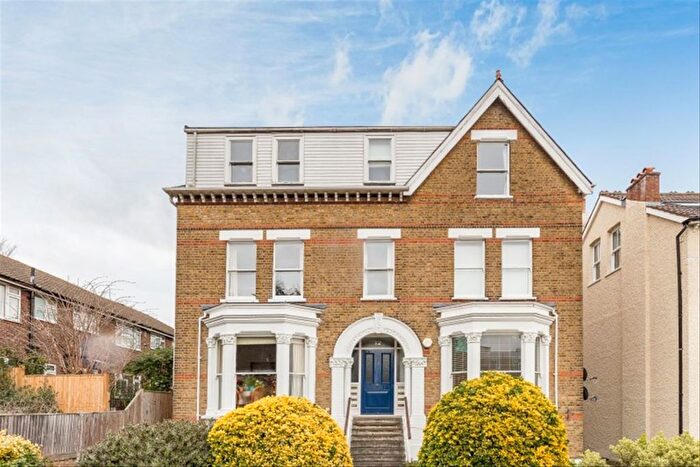 1 Bedroom Flat To Rent In Darlaston Road, London, SW19