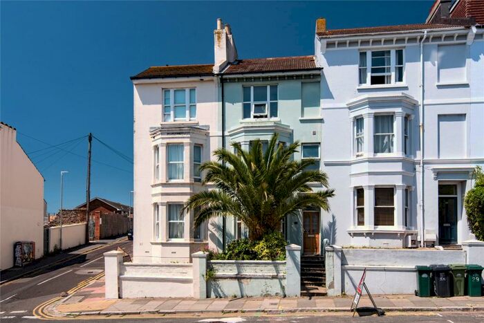 4 Bedroom Terraced House To Rent In Queens Park Road, Brighton, East Sussex, BN2