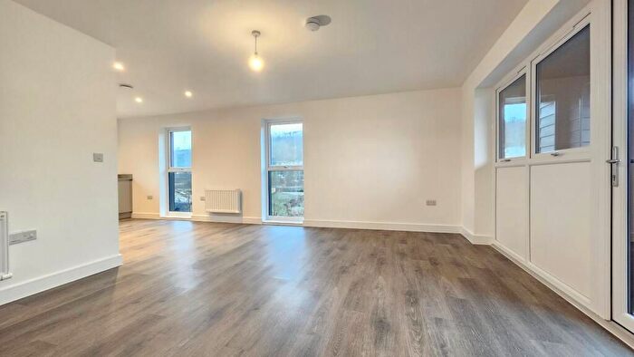 2 Bedroom Flat To Rent In Thomas Drive, Ebbsfleet Valley, DA10