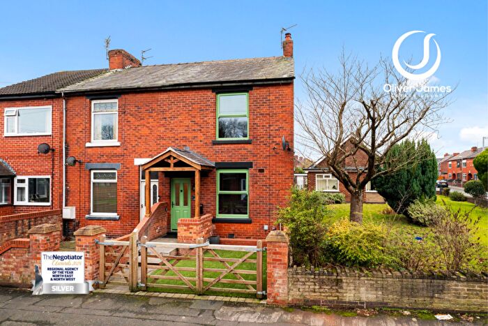 3 Bedroom End Of Terrace House For Sale In Moss Lane, Cadishead, M44