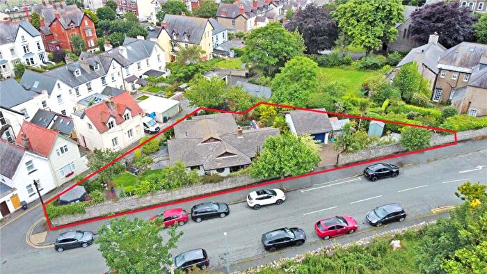 3 Bedroom Bungalow For Sale In Rectory Lane, Llandudno, Conwy, LL30