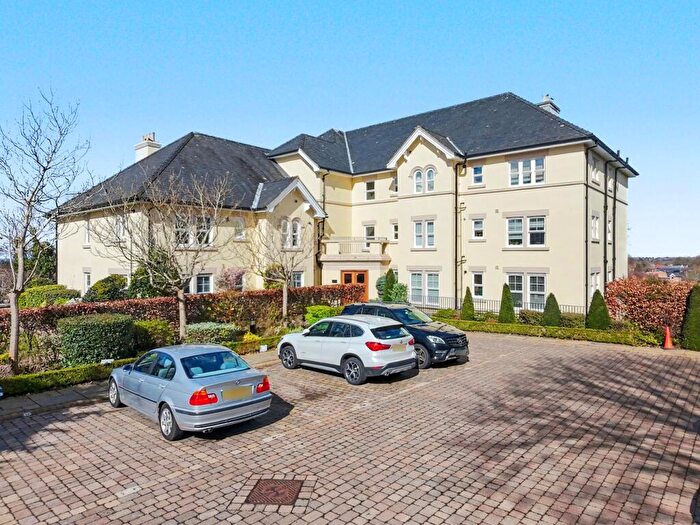 3 Bedroom Penthouse For Sale In St Hilarys Park, Alderley Edge, SK9