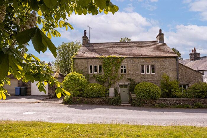 4 Bedroom Detached House For Sale In Brookside, Newby, LA2