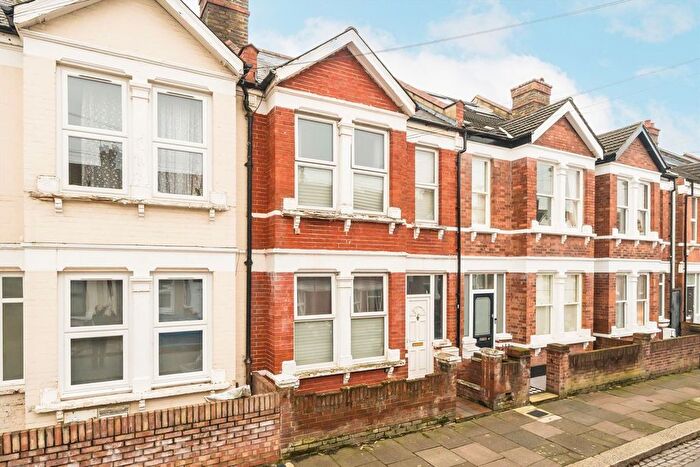 4 Bedroom Terraced House For Sale In Rostella Road, Tooting, SW17
