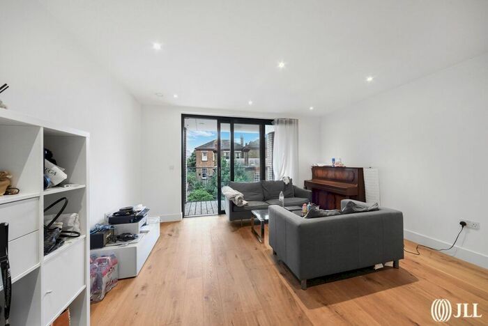 1 Bedroom Flat To Rent In Dixon Bulter Mews, London, W9