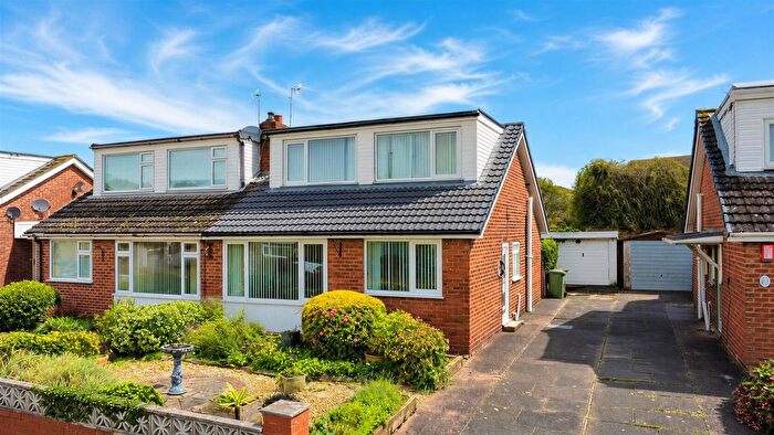 2 Bedroom Semi-detached House For Sale In Cranshaw Avenue, Clock Face, St Helens, WA9