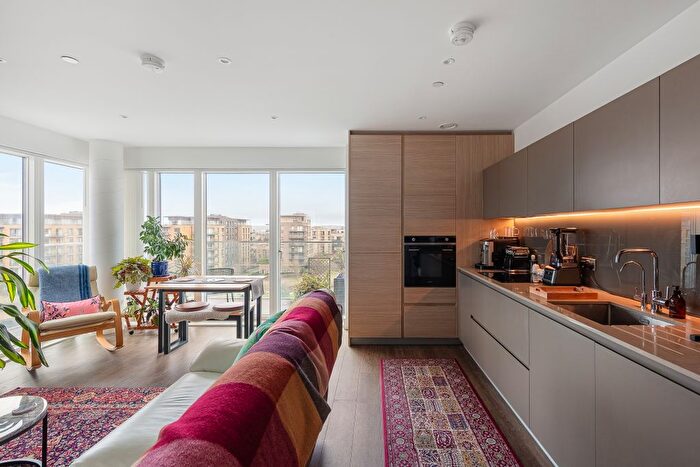 2 Bedroom Flat For Sale In Larkin House, Kidbrooke Park Road London, SE3