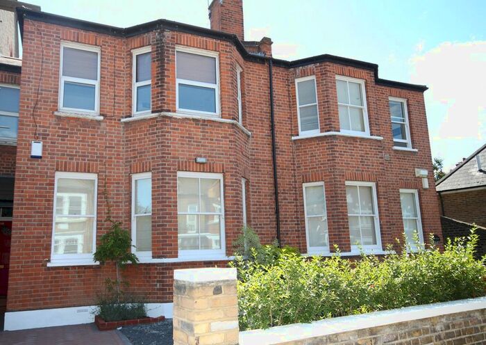 2 Bedroom Flat To Rent In Tressillian Road, London SE4