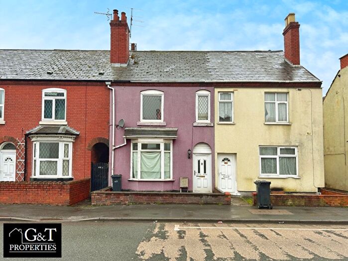 1 Bedroom Flat To Rent In Commonside, Pensnett, Brierley Hill, DY5