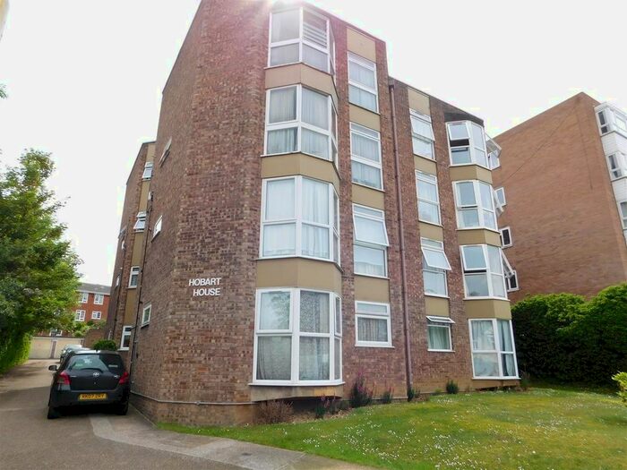 1 Bedroom Flat To Rent In Hobart House, Surbiton, KT6