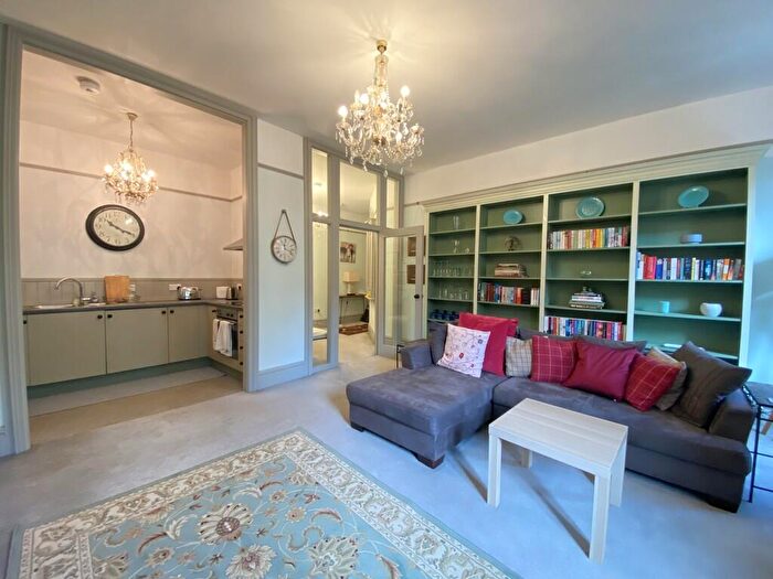 2 Bedroom Apartment To Rent In Portland House, A Portland Street, Central, M1