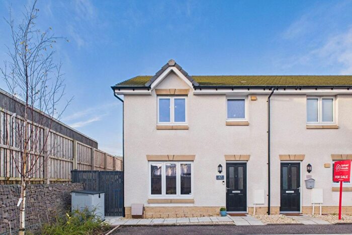 3 Bedroom End Terrace House For Sale In Skylark Gardens, Cambuslang, G72