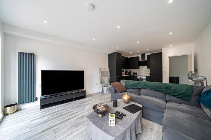 2 Bedroom Flat To Rent In Rippolson Road, London, SE18