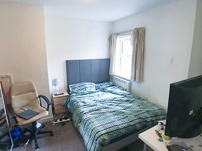 3 Bedroom Flat To Rent In Alan Road, Withington, Manchester, M20