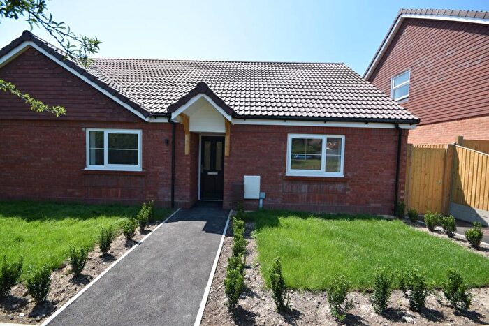 3 Bedroom Semi-Detached Bungalow To Rent In Hole Lane, Bentley, Farnham, GU10