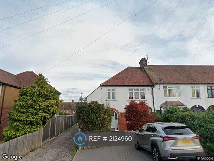 5 Bedroom End Of Terrace House To Rent In Whitehill Lane, Gravesend, DA12
