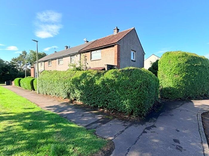 2 Bedroom Terraced House For Sale In Boyes Path, Glenrothes, KY6