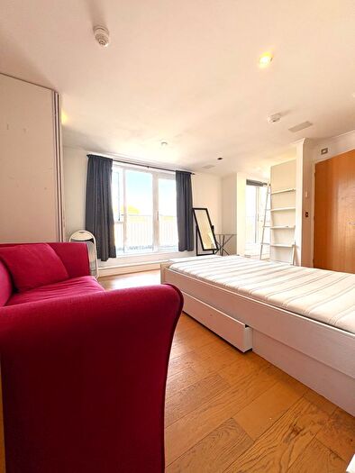 1 Bedroom Studio To Rent In Redmans Road, London, E1