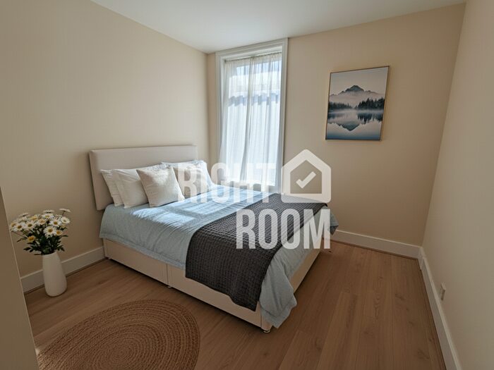 4 Bedroom Terraced House To Rent In Bed House, Ewart Road, Fratton, Portsmouth, PO1