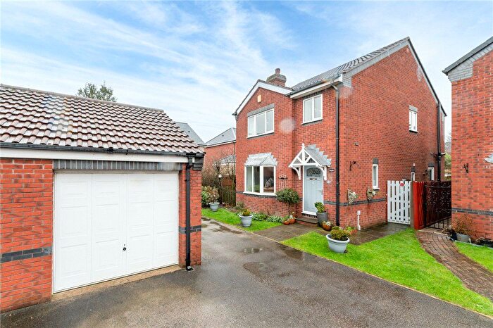 3 Bedroom Detached House For Sale In The Copse, East Ardsley, Wakefield, West Yorkshire, WF3
