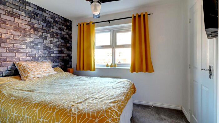 4 Bedroom Semi-Detached House To Rent In Turnpike, Moulton, Northampton, NN3
