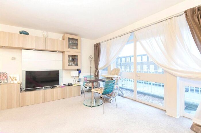 2 Bedroom Flat To Rent In Buttermere Court, Boundary Road, NW8